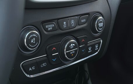 Jeep Cherokee, 2021 год, 1 280 000 рублей, 22 фотография