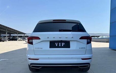 Skoda Karoq I, 2022 год, 1 870 000 рублей, 6 фотография
