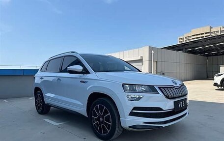Skoda Karoq I, 2022 год, 1 870 000 рублей, 3 фотография