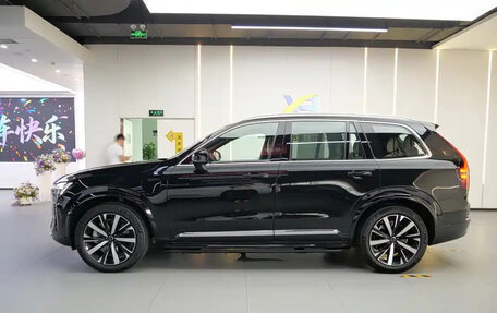 Volvo XC90 II рестайлинг, 2026 год, 8 500 001 рублей, 4 фотография