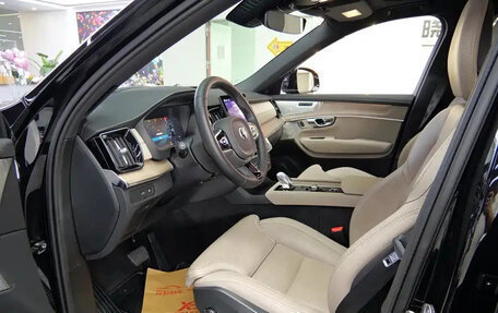 Volvo XC90 II рестайлинг, 2026 год, 8 500 001 рублей, 9 фотография