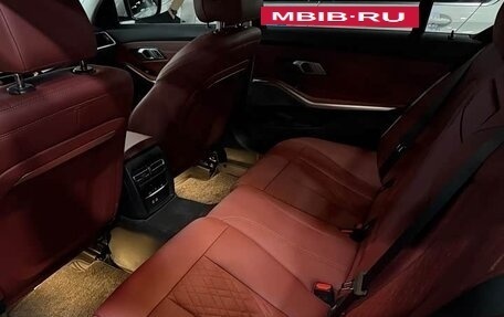 BMW 3 серия, 2024 год, 2 900 000 рублей, 14 фотография