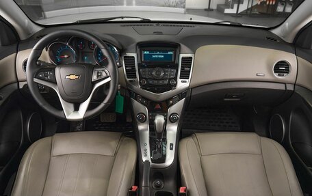 Chevrolet Cruze II, 2012 год, 749 000 рублей, 8 фотография