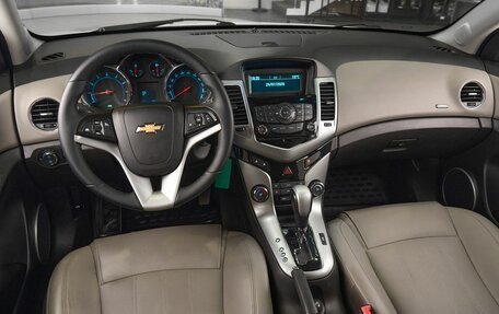 Chevrolet Cruze II, 2012 год, 749 000 рублей, 7 фотография