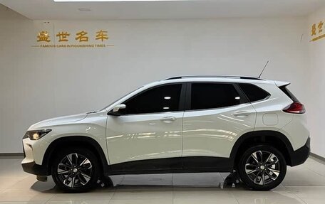Chevrolet Trax, 2023 год, 1 280 000 рублей, 4 фотография