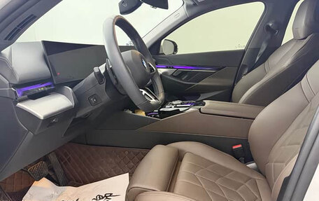 BMW 5 серия, 2024 год, 5 502 454 рублей, 11 фотография