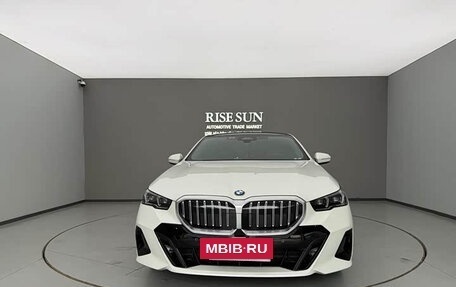 BMW 5 серия, 2024 год, 5 502 454 рублей, 2 фотография