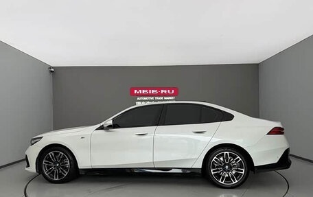 BMW 5 серия, 2024 год, 5 502 454 рублей, 4 фотография