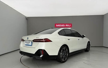 BMW 5 серия, 2024 год, 5 502 454 рублей, 7 фотография