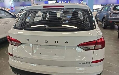 Skoda Kamiq I, 2024 год, 1 750 000 рублей, 4 фотография
