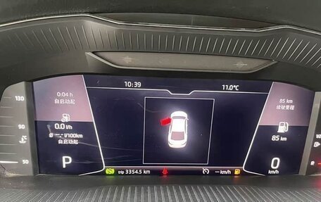 Skoda Superb III рестайлинг, 2024 год, 2 400 000 рублей, 10 фотография