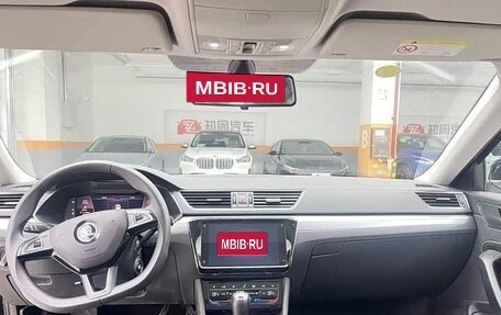 Skoda Superb III рестайлинг, 2024 год, 2 400 000 рублей, 9 фотография