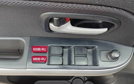 Suzuki Grand Vitara, 2011 год, 920 000 рублей, 19 фотография