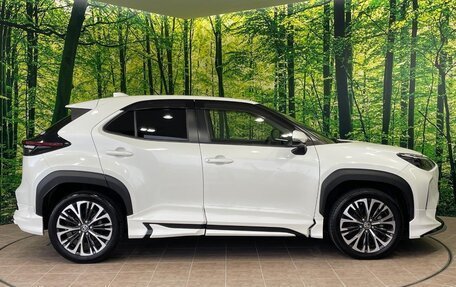Toyota Yaris Cross, 2021 год, 1 630 300 рублей, 5 фотография