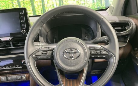 Toyota Yaris Cross, 2021 год, 1 630 300 рублей, 12 фотография