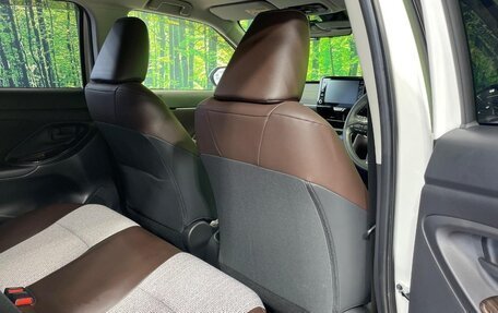 Toyota Yaris Cross, 2021 год, 1 630 300 рублей, 19 фотография