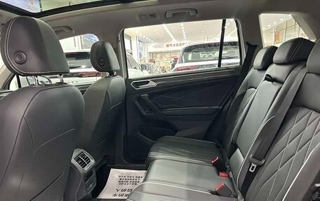 Volkswagen Tiguan II, 2025 год, 3 808 261 рублей, 6 фотография