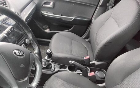KIA Rio III рестайлинг, 2015 год, 673 950 рублей, 4 фотография