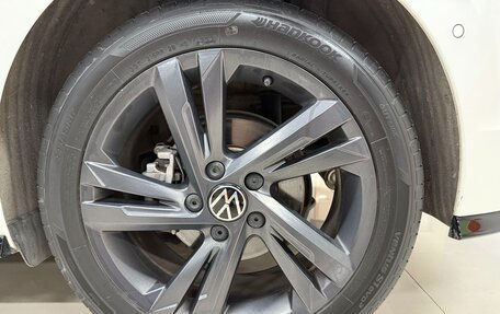 Volkswagen Golf VIII, 2022 год, 1 950 000 рублей, 10 фотография
