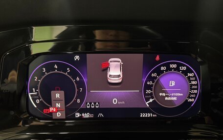 Volkswagen Golf VIII, 2022 год, 1 950 000 рублей, 8 фотография