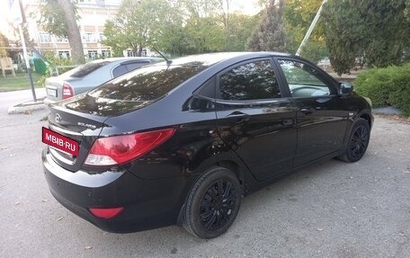Hyundai Solaris II рестайлинг, 2012 год, 640 000 рублей, 4 фотография
