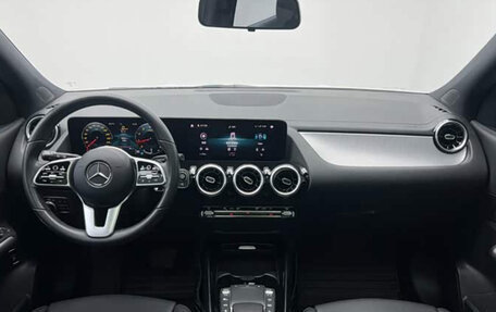 Mercedes-Benz GLA, 2022 год, 2 346 000 рублей, 13 фотография