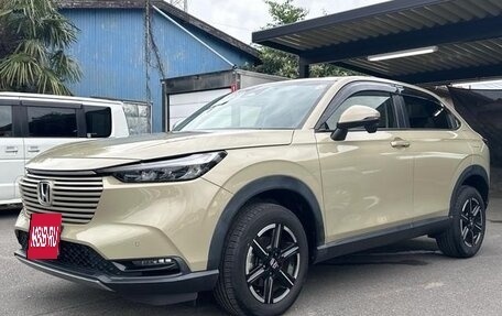 Honda Vezel, 2022 год, 1 930 000 рублей, 3 фотография