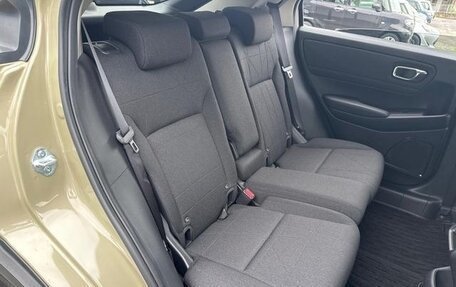 Honda Vezel, 2022 год, 1 930 000 рублей, 7 фотография