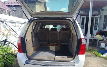 KIA Carnival III, 2010 год, 1 490 000 рублей, 4 фотография