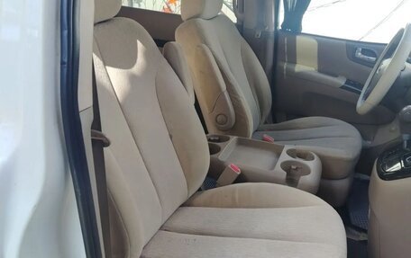 KIA Carnival III, 2010 год, 1 490 000 рублей, 8 фотография