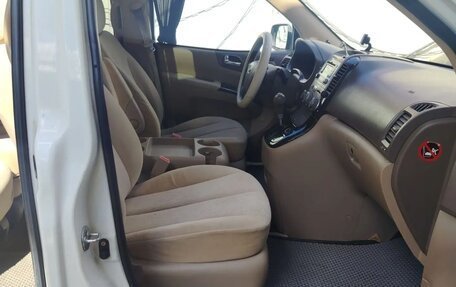 KIA Carnival III, 2010 год, 1 490 000 рублей, 7 фотография