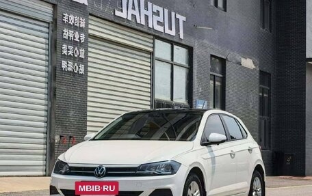 Volkswagen Polo, 2022 год, 1 075 000 рублей, 2 фотография
