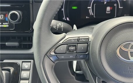 Toyota Sienta, 2026 год, 2 300 000 рублей, 10 фотография