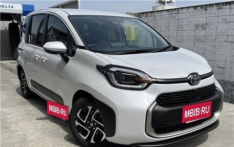 Toyota Sienta, 2026 год, 2 300 000 рублей, 2 фотография