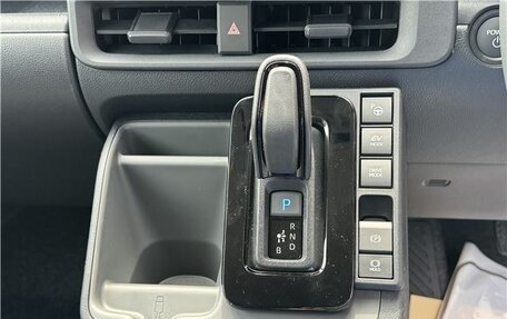 Toyota Sienta, 2026 год, 2 300 000 рублей, 17 фотография