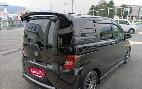Honda Freed I, 2012 год, 850 000 рублей, 4 фотография