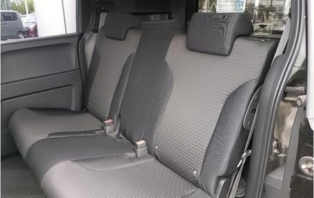 Honda Freed I, 2012 год, 850 000 рублей, 18 фотография
