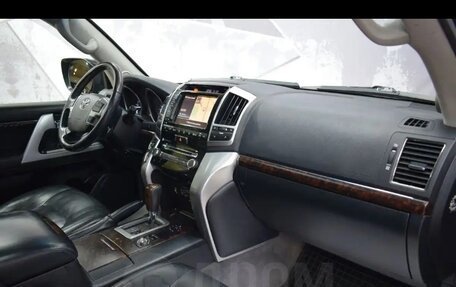 Toyota Land Cruiser 200, 2013 год, 4 590 000 рублей, 12 фотография