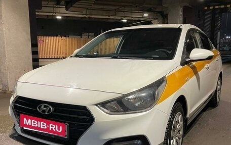 Hyundai Solaris II рестайлинг, 2018 год, 899 000 рублей, 6 фотография