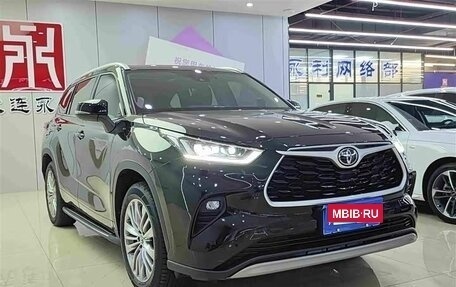 Toyota Highlander, 2025 год, 5 300 000 рублей, 3 фотография