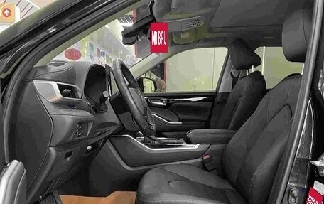 Toyota Highlander, 2025 год, 5 300 000 рублей, 7 фотография