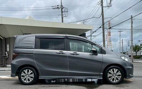 Honda Freed I, 2012 год, 790 000 рублей, 6 фотография