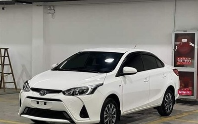 Toyota Yaris, 2022 год, 933 000 рублей, 1 фотография