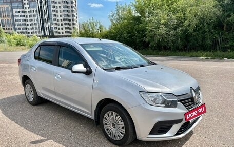 Renault Logan II, 2021 год, 1 000 000 рублей, 2 фотография