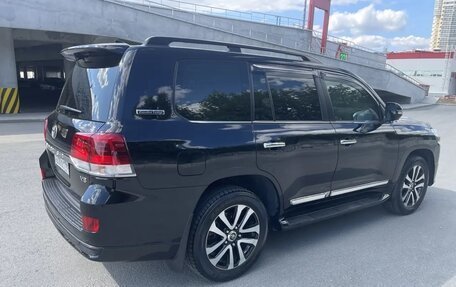 Toyota Land Cruiser 200, 2019 год, 7 500 000 рублей, 6 фотография