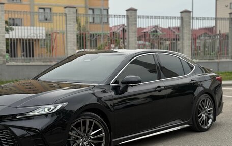 Toyota Camry, 2026 год, 3 930 000 рублей, 2 фотография