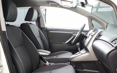 Toyota Verso I, 2013 год, 1 226 000 рублей, 7 фотография