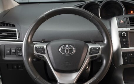 Toyota Verso I, 2013 год, 1 226 000 рублей, 11 фотография