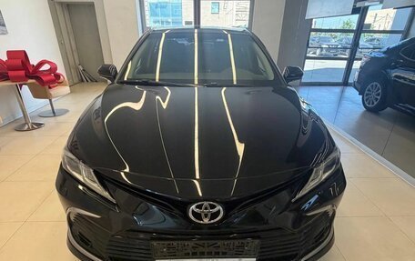 Toyota Camry, 2021 год, 3 100 000 рублей, 2 фотография