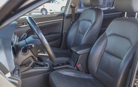 Hyundai Elantra VI рестайлинг, 2019 год, 1 399 000 рублей, 11 фотография